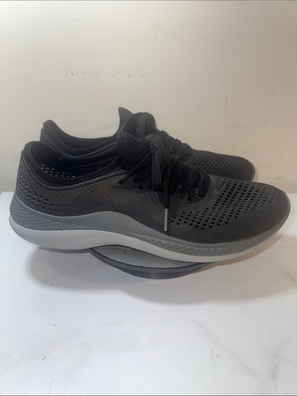 “SOLD” Crocs LiteRide 360 Pacer Men's Black and Gray Sneakers - Size 9
